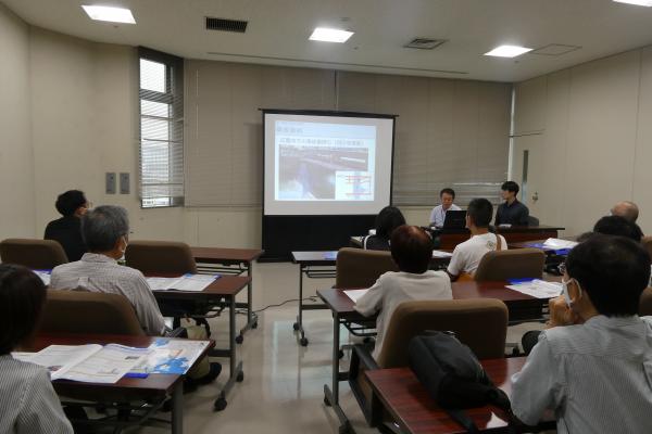 水道施設の更新と災害対策について講座の様子